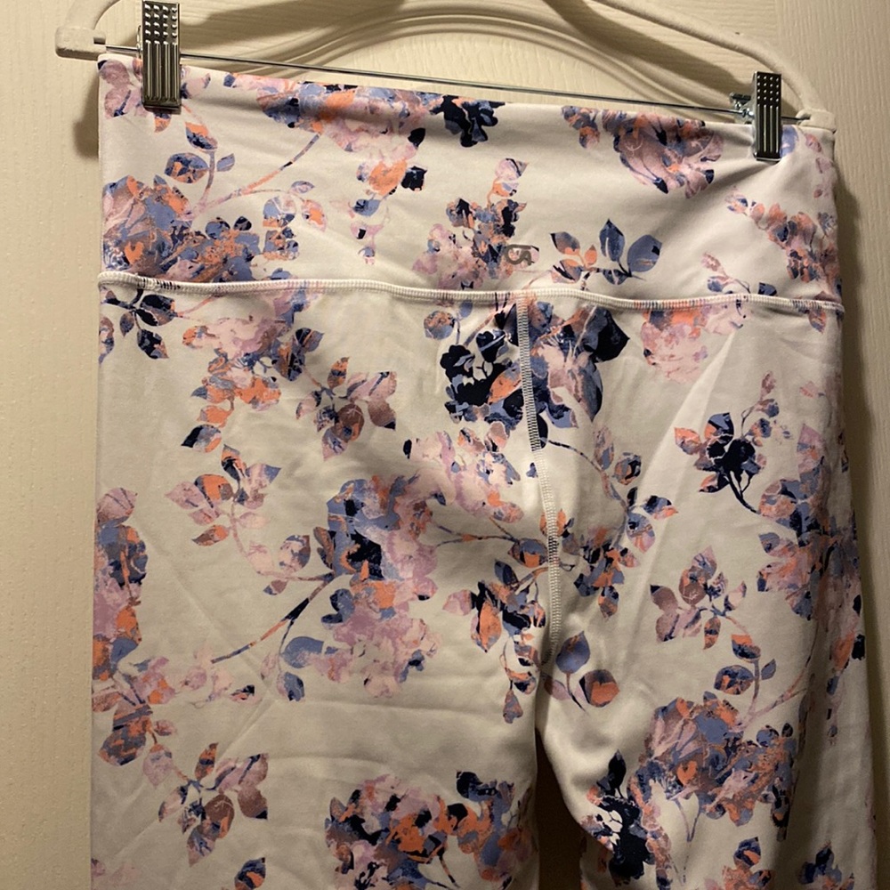 Gap fit eclipse leggings